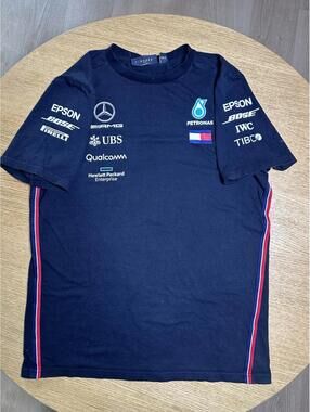 Mercedes AMG Petronas Tommy Hilfiger Racing T Shirt Size Medium